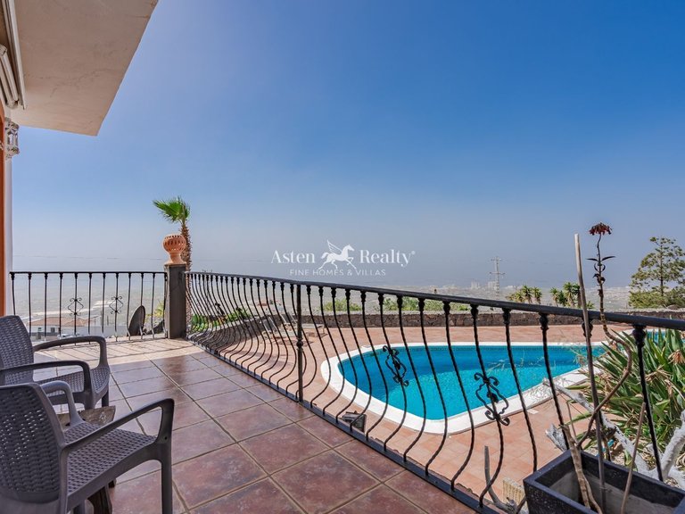 Villa for Sale in Adeje, Tenerife 8