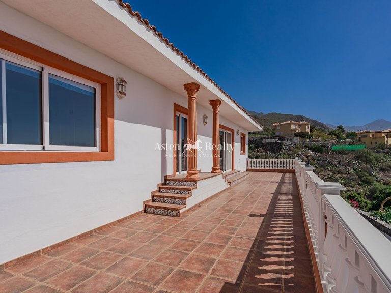 Villa for Sale in Adeje, Tenerife 14