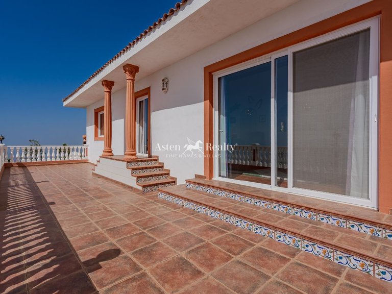 Villa for Sale in Adeje, Tenerife 15
