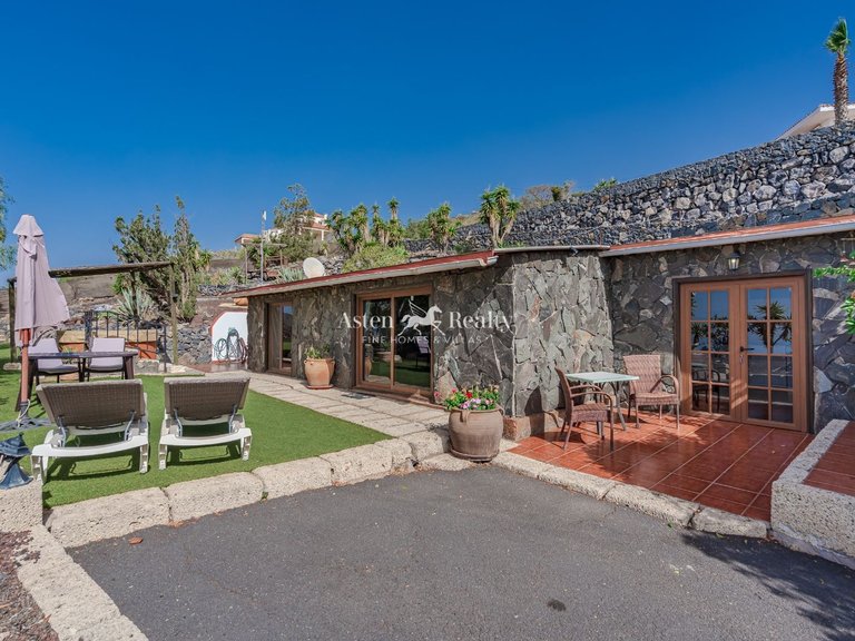 Villa for Sale in Adeje, Tenerife 17