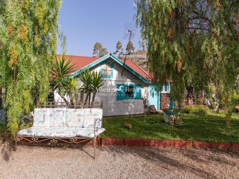 Villa for Sale in Guia De Isora, Tenerife 2