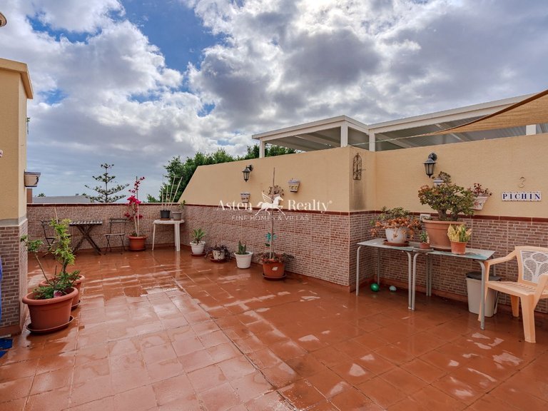 Apartment for Sale in Valle De San Lorenzo, Tenerife 1