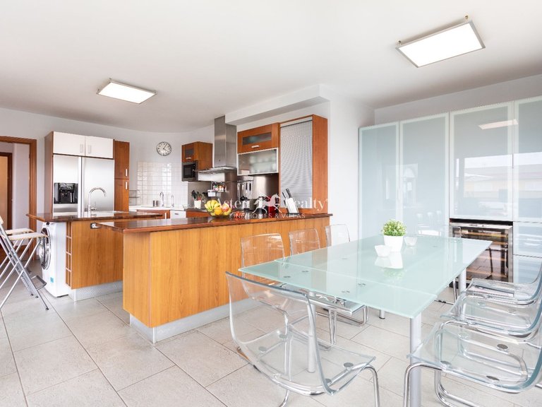 Villa for Sale in Puerto De La Cruz, Tenerife 15