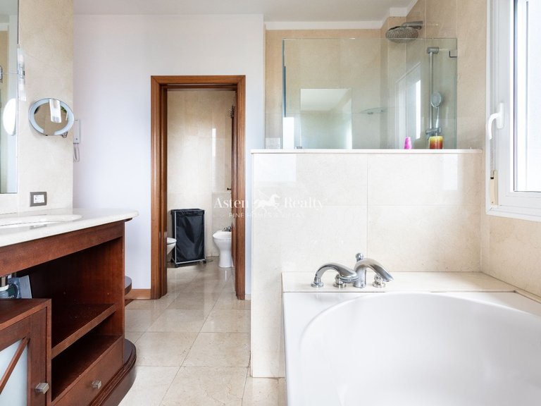 Villa for Sale in Puerto De La Cruz, Tenerife 31