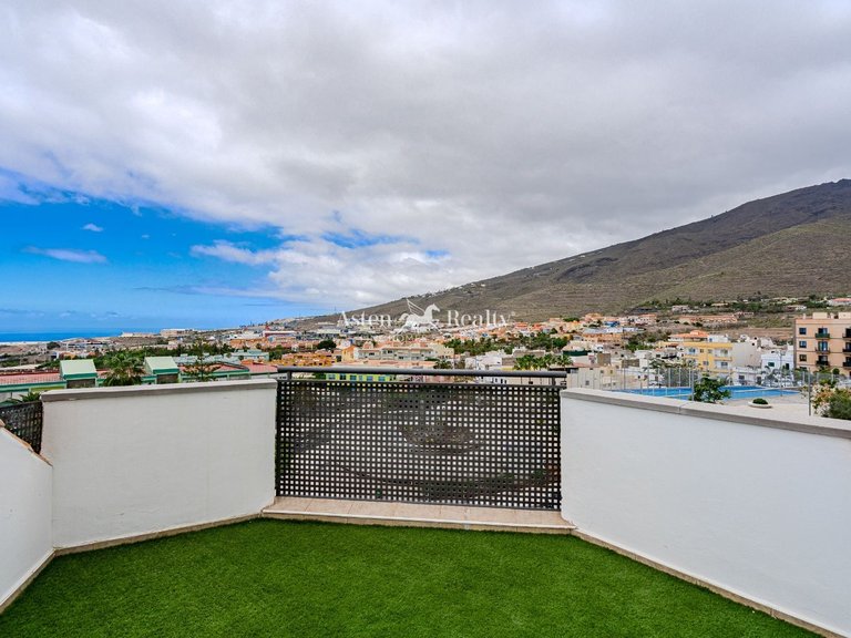 Penthouse for Sale in Adeje, Tenerife 1