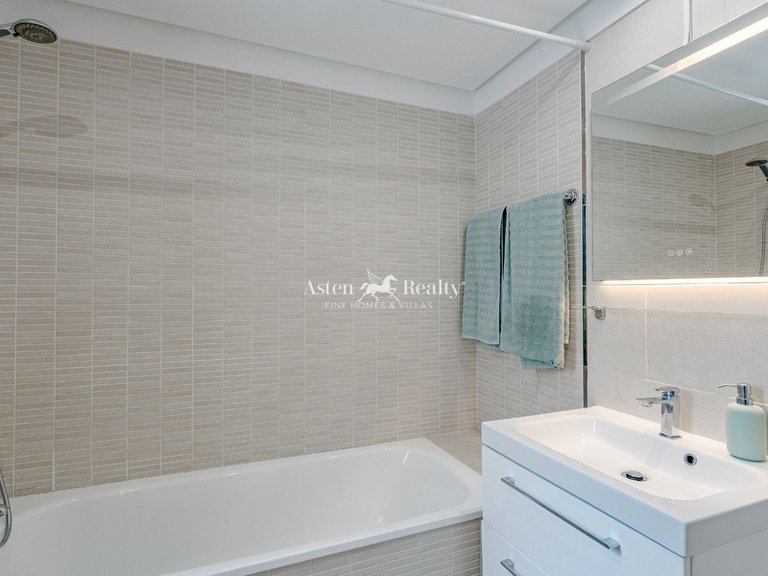 Penthouse for Sale in Adeje, Tenerife 22