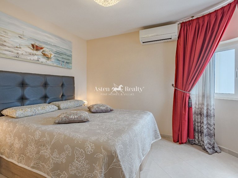 Villa for Sale in Torviscas Alto, Tenerife 14