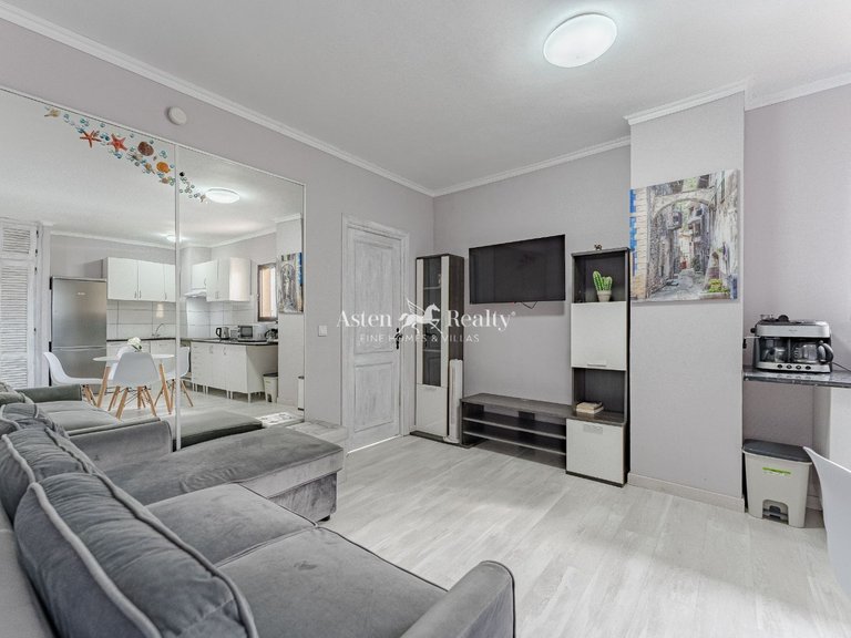 Apartment for Sale in Playa Paraíso, Tenerife 2