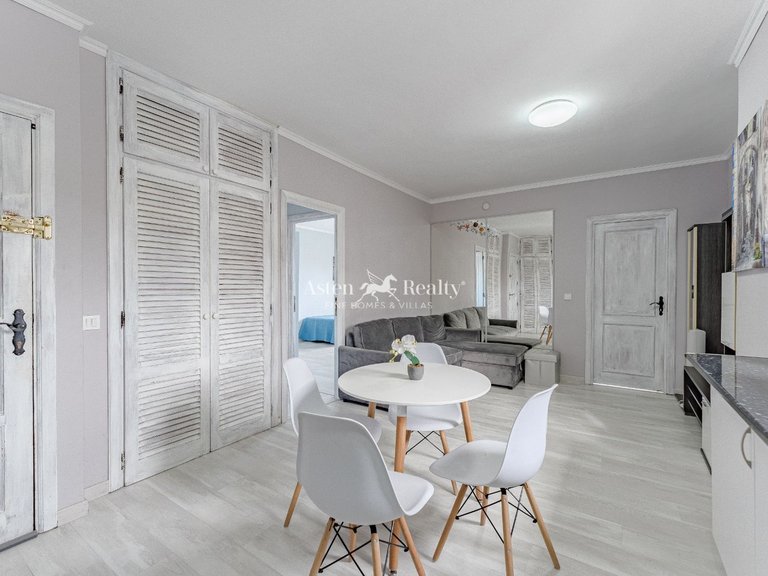 Apartment for Sale in Playa Paraíso, Tenerife 4