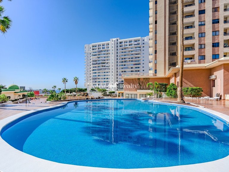 Apartment for Sale in Playa Paraíso, Tenerife 1