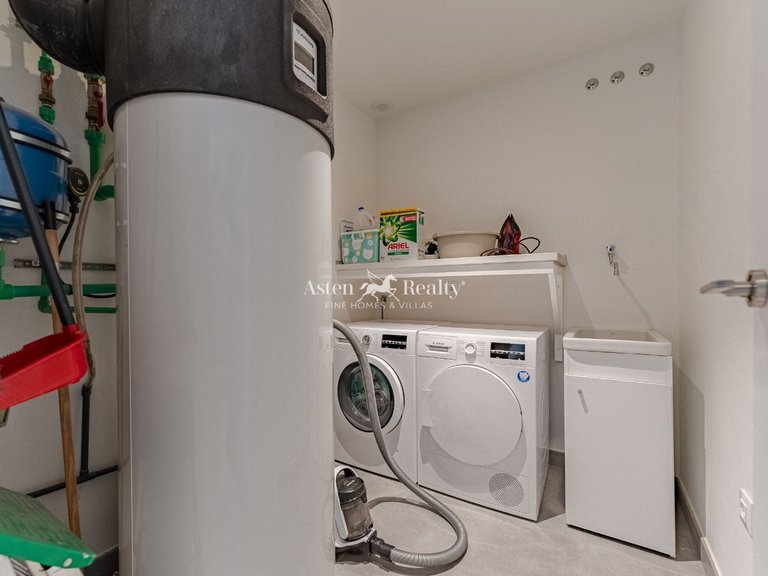 Villa for Sale in Callao Salvaje, Tenerife 38