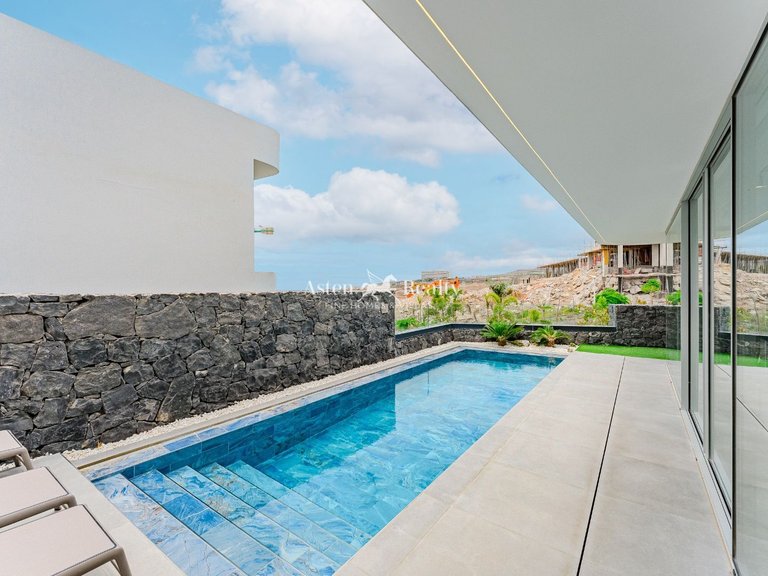 Villa for Sale in Callao Salvaje, Tenerife 3