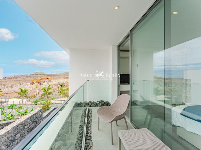 Villa for Sale in Callao Salvaje, Tenerife 25