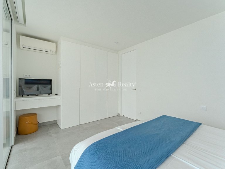 Villa for Sale in Callao Salvaje, Tenerife 21