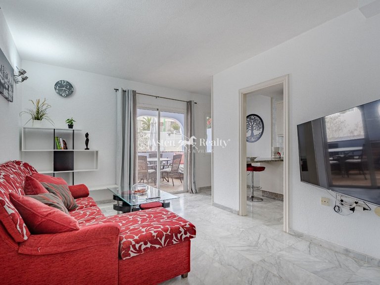Apartment for Sale in Playa De Los Cristianos, Tenerife 10