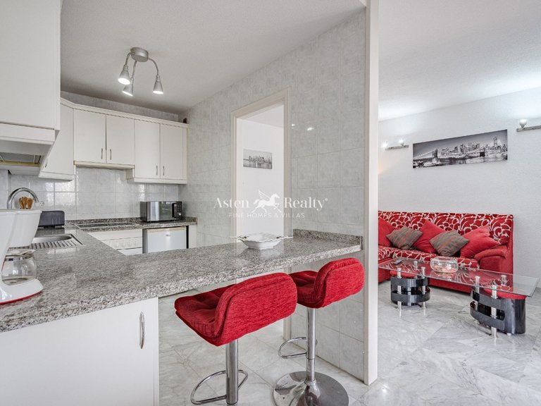 Apartment for Sale in Playa De Los Cristianos, Tenerife 8