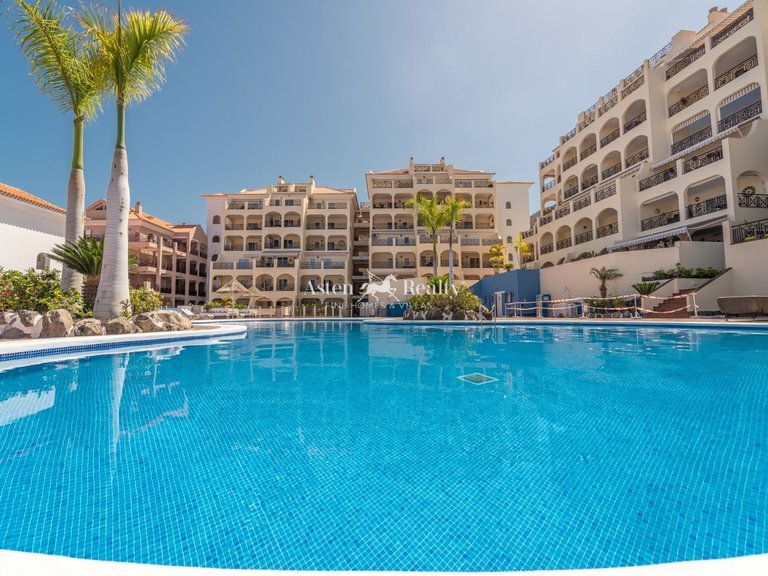 Apartment for Sale in Playa De Los Cristianos, Tenerife 16
