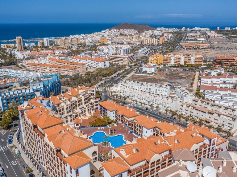 Apartment for Sale in Playa De Los Cristianos, Tenerife 26