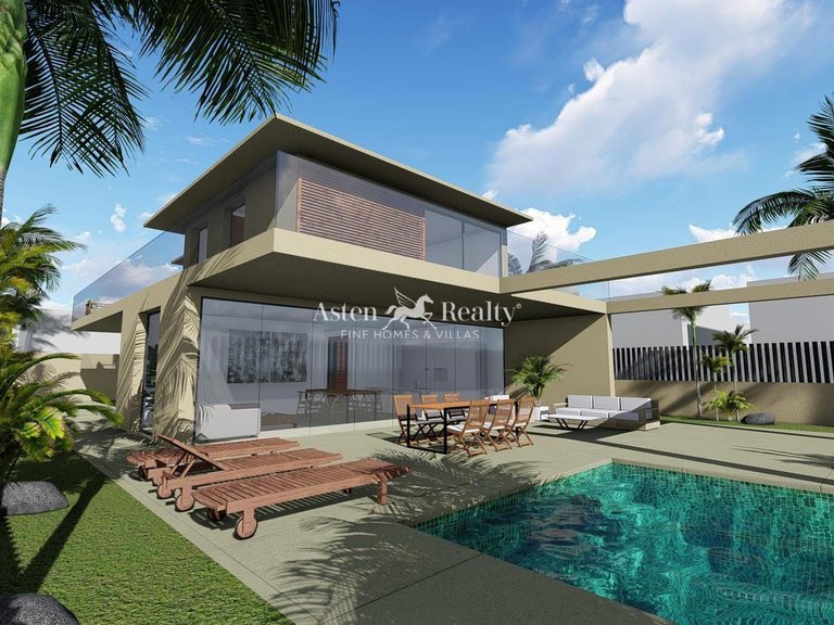 Villa for Sale in Palm-mar, Tenerife 1