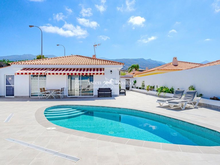 Villa for Sale in Callao Salvaje, Tenerife 2
