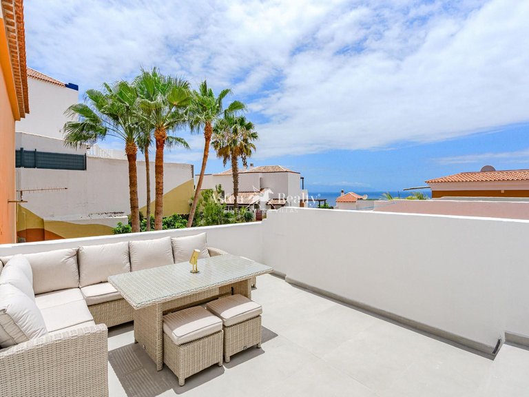 Town House for Sale in San Eugenio Alto, Tenerife 14