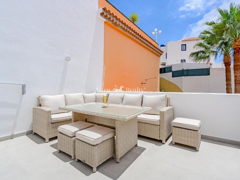 Town House for Sale in San Eugenio Alto, Tenerife 15