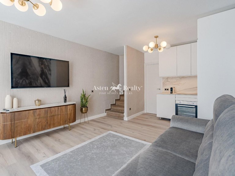 Town House for Sale in San Eugenio Alto, Tenerife 2