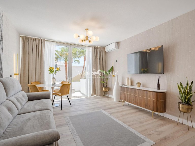 Town House for Sale in San Eugenio Alto, Tenerife 3