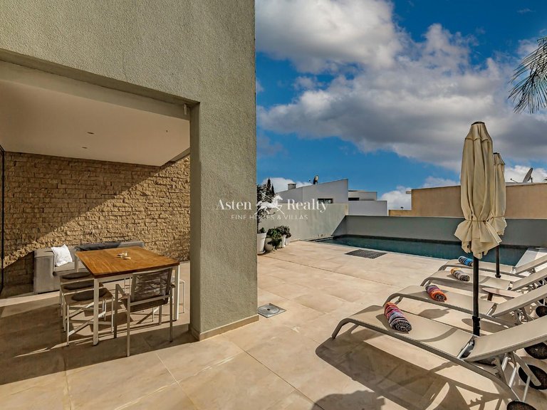 Villa for Sale in La Caleta, Tenerife 9