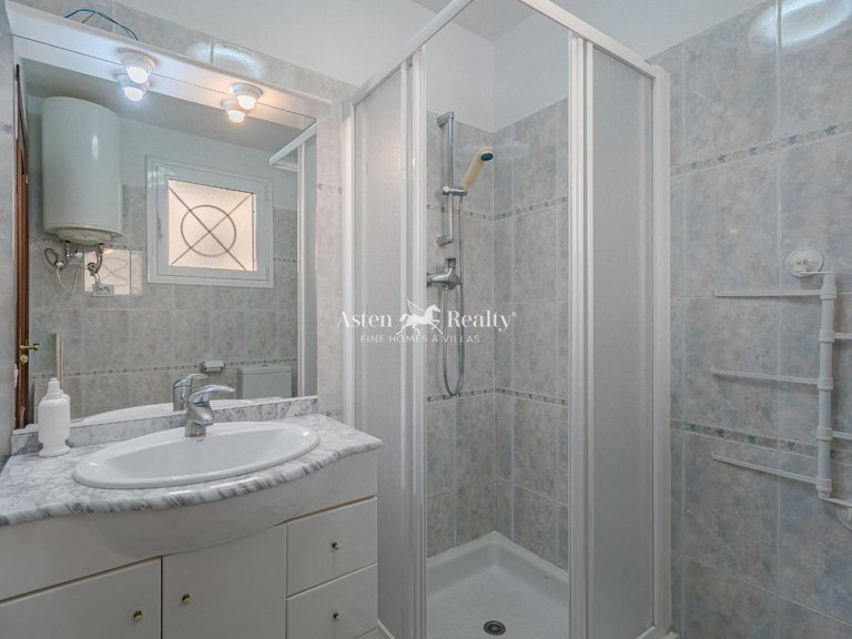 Apartment for Sale in Playa De Los Cristianos, Tenerife 25