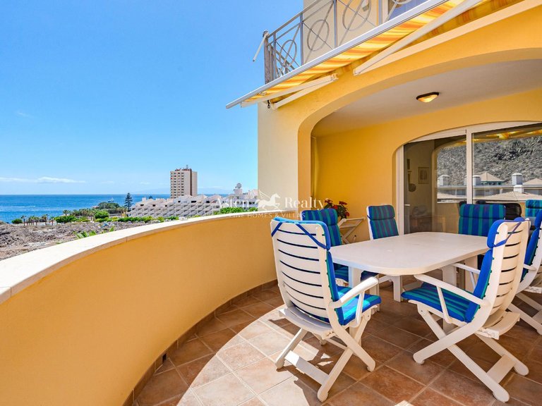 Apartment for Sale in Playa De Los Cristianos, Tenerife 1