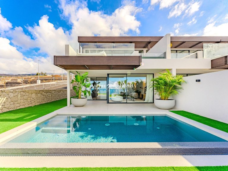 Penthouse for Sale in Callao Salvaje, Tenerife 3