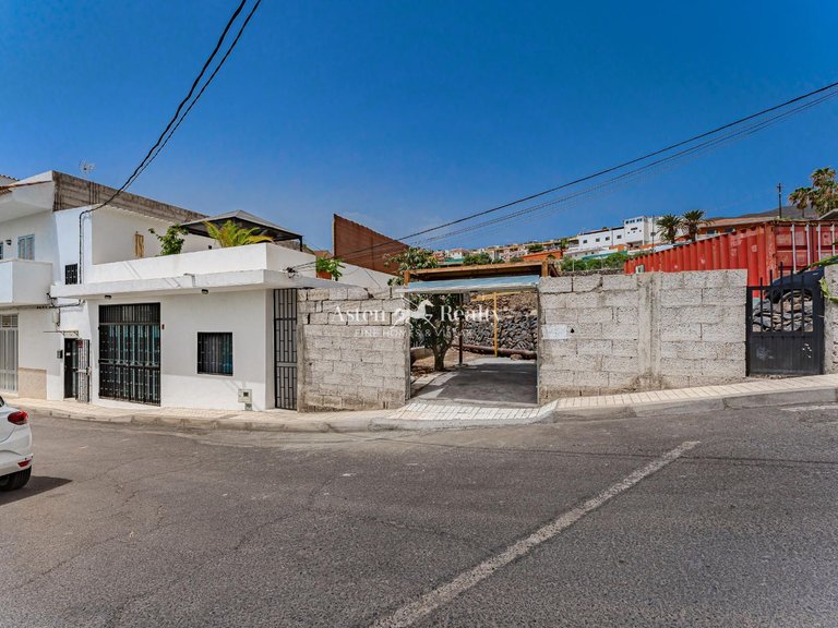 Town House for Sale in Adeje, Tenerife 3