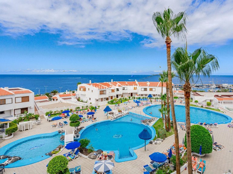 Apartment for Sale in San Eugenio Bajo, Tenerife 1