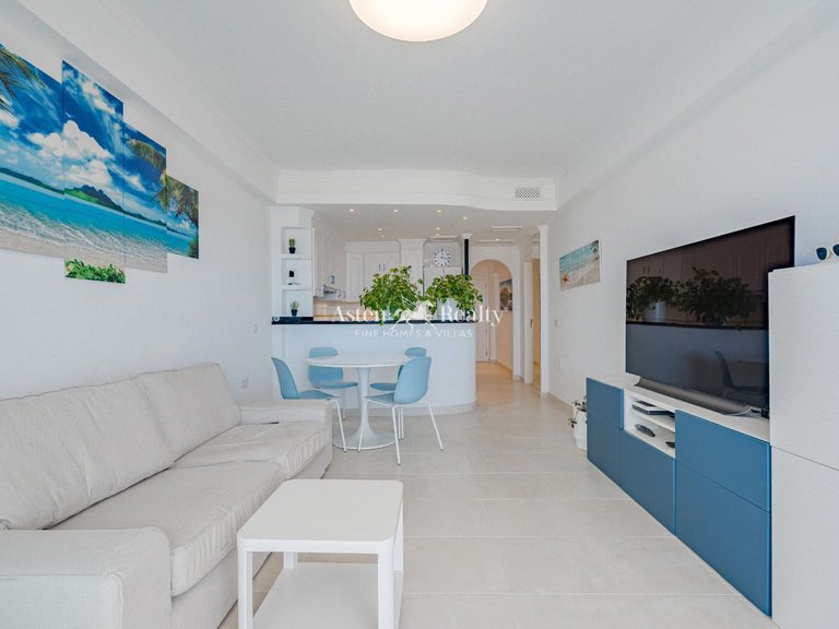 Apartment for Sale in San Eugenio Bajo, Tenerife 4