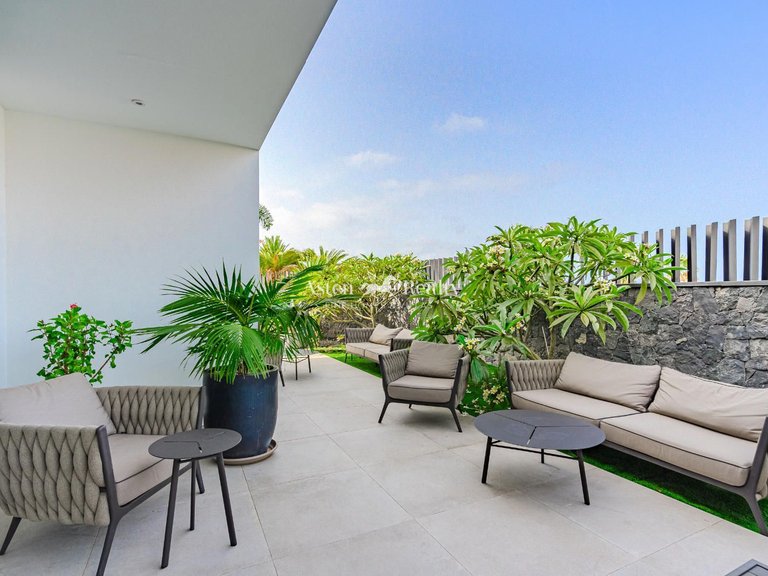 Villa for Sale in Callao Salvaje, Tenerife 5