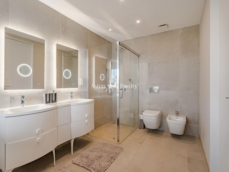 Villa for Sale in Callao Salvaje, Tenerife 18