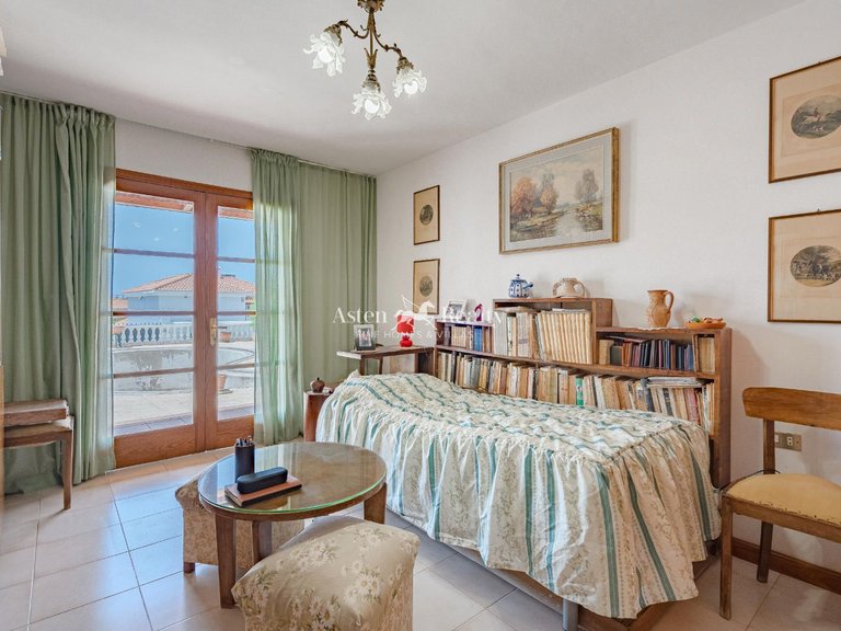 Villa for Sale in Callao Salvaje, Tenerife 10