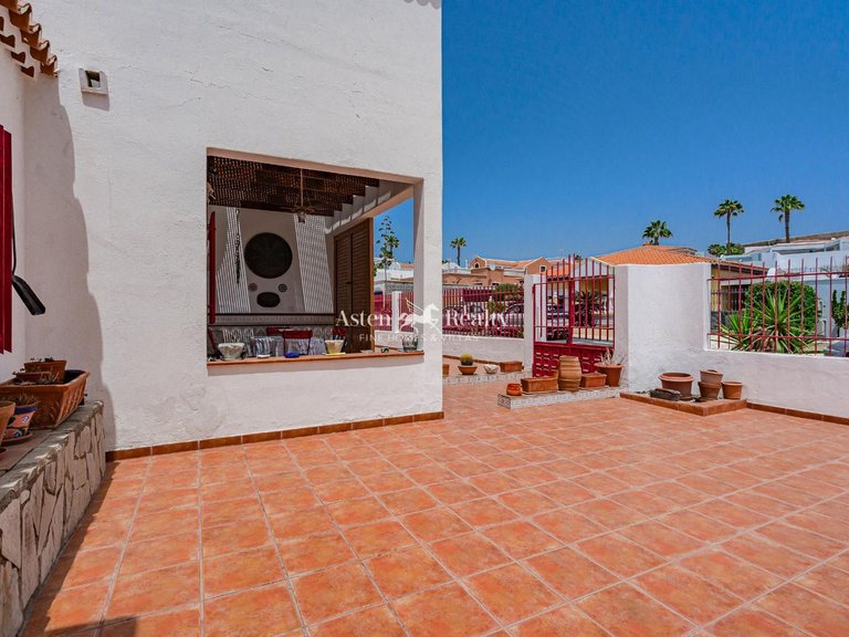 Villa for Sale in Callao Salvaje, Tenerife 21