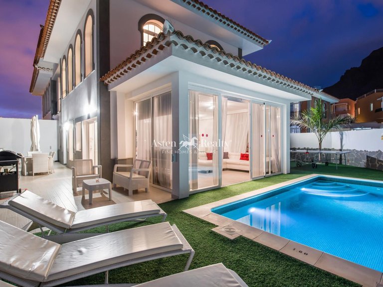 Town House for Sale in Torviscas Alto, Tenerife 2