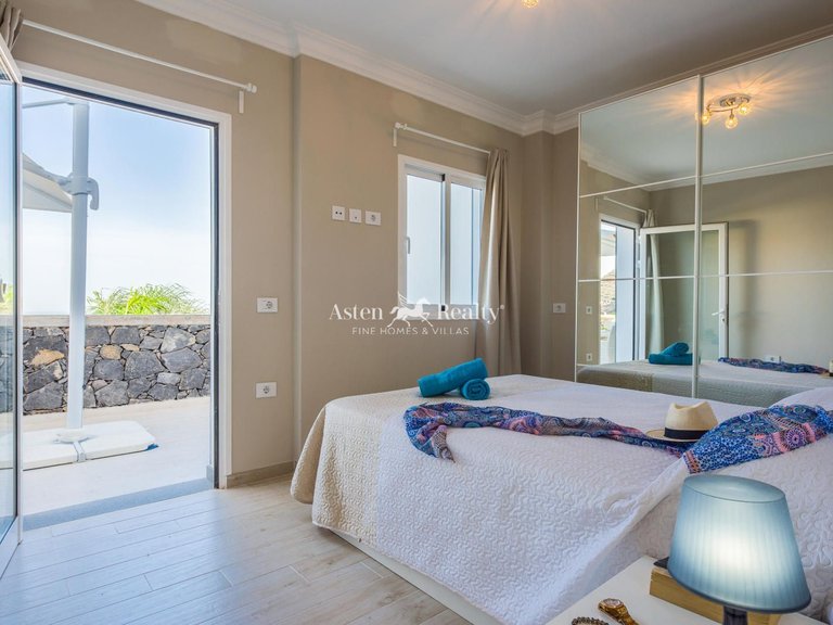 Town House for Sale in Torviscas Alto, Tenerife 15