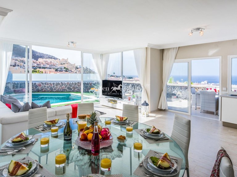 Town House for Sale in Torviscas Alto, Tenerife 5