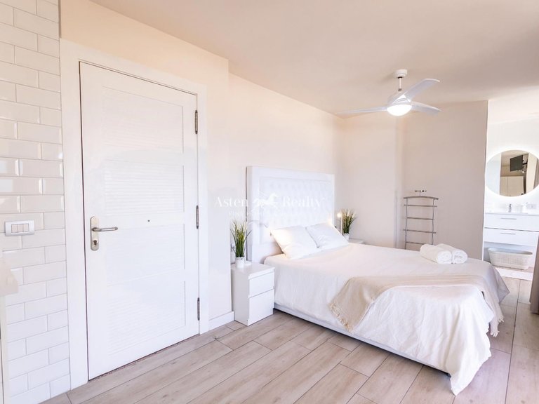 Penthouse for Sale in Puerto De Santiago, Tenerife 15
