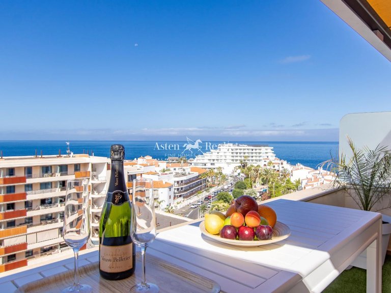 Penthouse for Sale in Puerto De Santiago, Tenerife 16