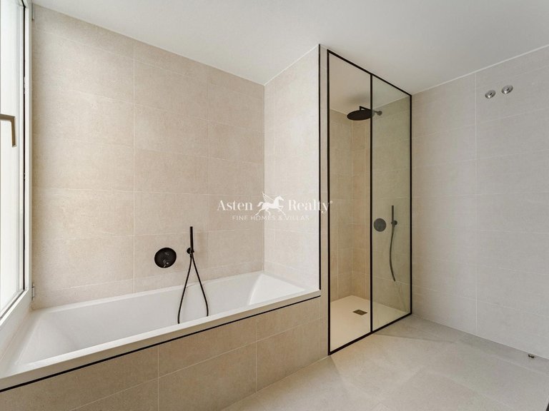 Villa for Sale in Callao Salvaje, Tenerife 7