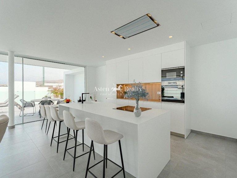 Villa for Sale in Callao Salvaje, Tenerife 28