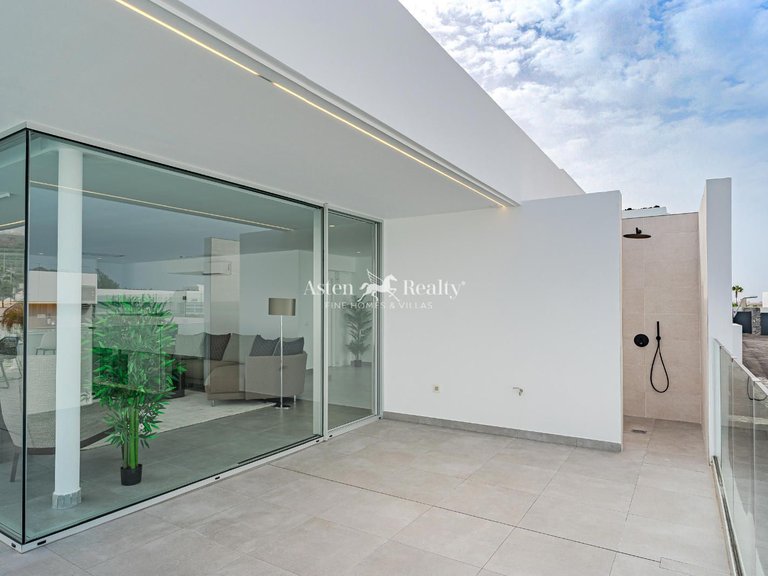 Villa for Sale in Callao Salvaje, Tenerife 36