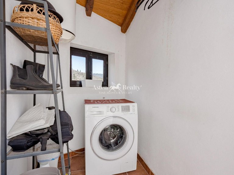 Villa for Sale in Guia De Isora, Tenerife 19