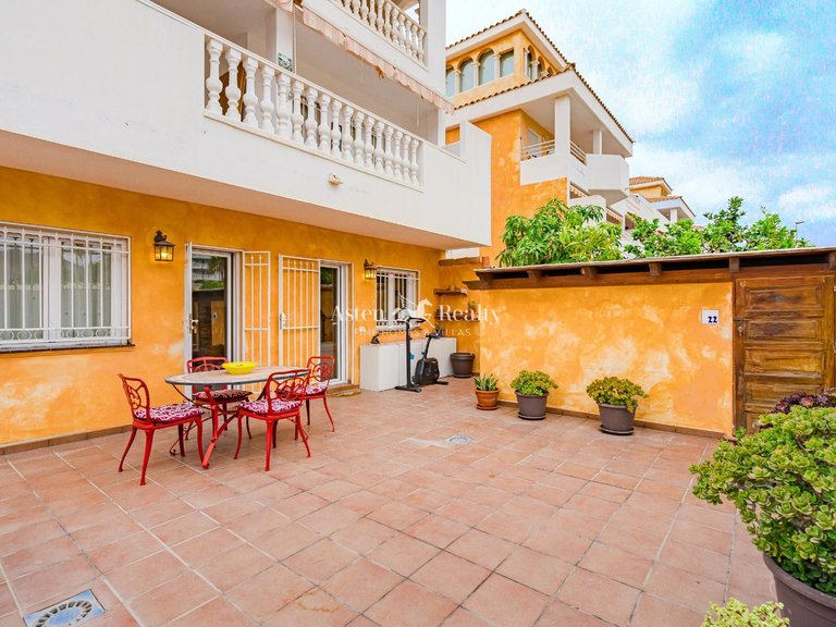 Apartment for Sale in Playa De Los Cristianos, Tenerife 5