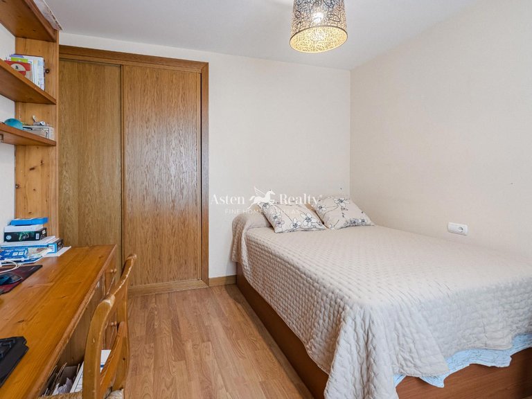 Apartment for Sale in Playa De Los Cristianos, Tenerife 13